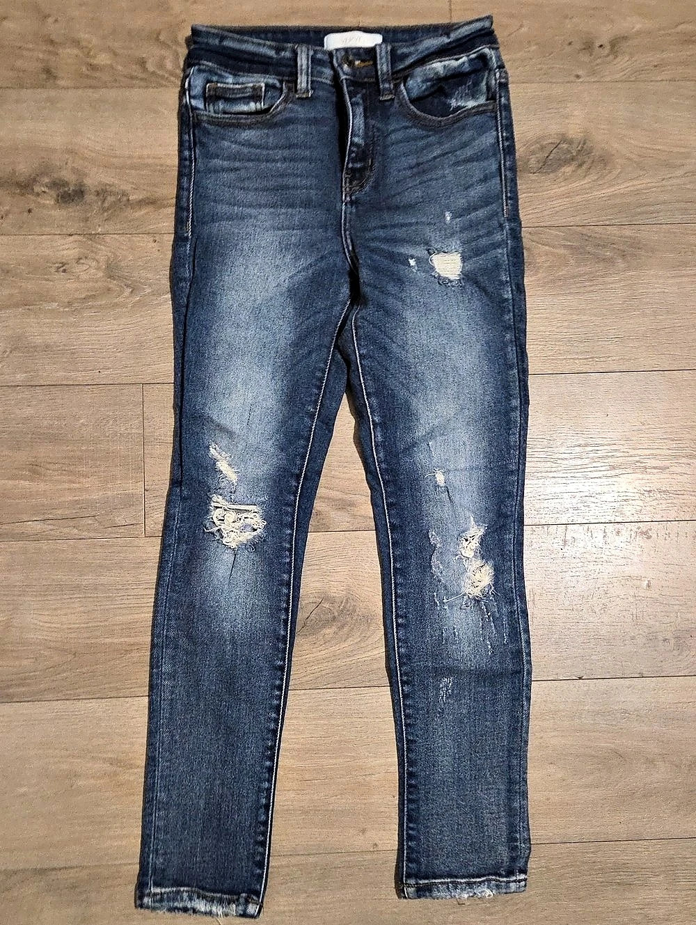 Vervet Distressed Skinny Jeans in Blue Waist 24